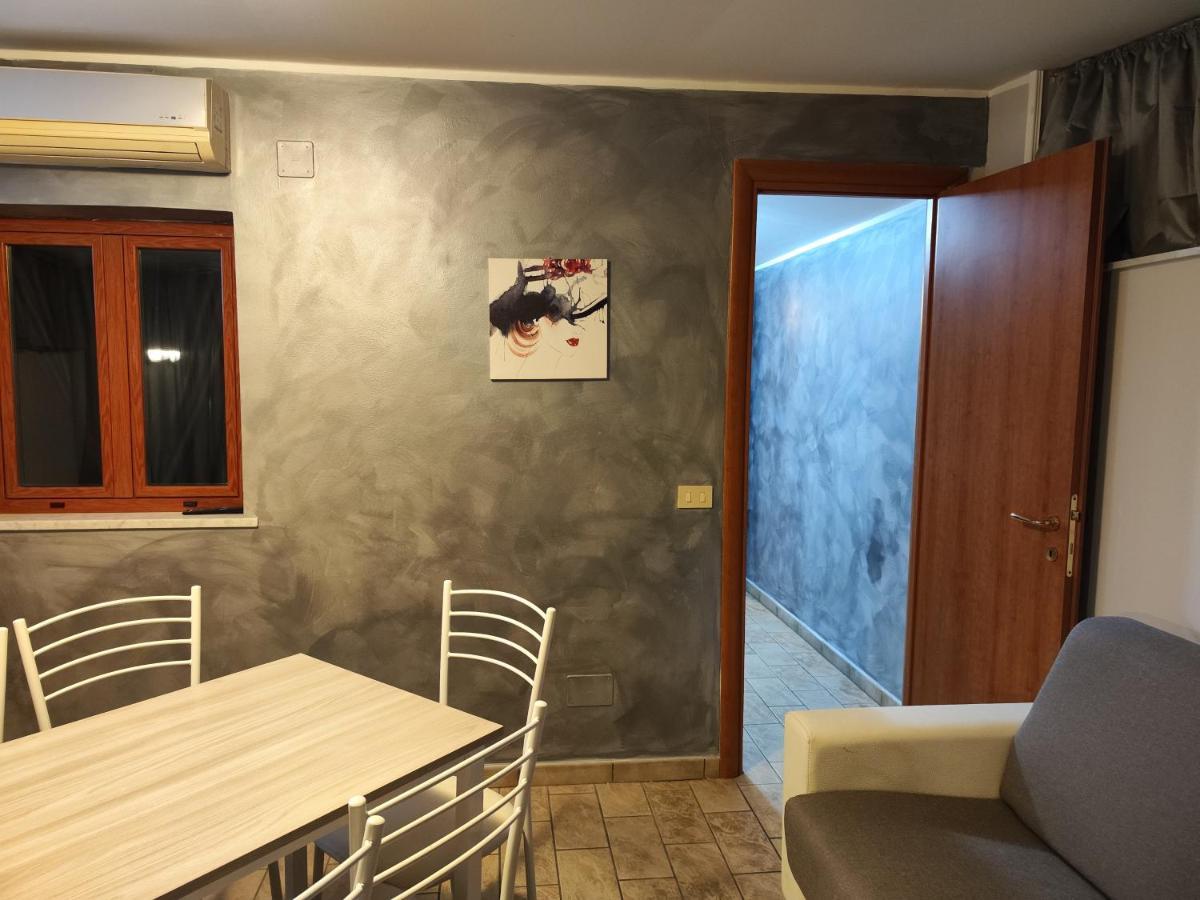 Sicily Travel Apartment'S 4 Giardini-Naxos Exterior foto