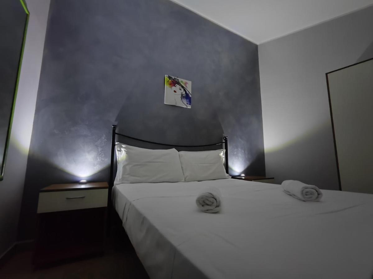 Sicily Travel Apartment'S 4 Giardini-Naxos Exterior foto